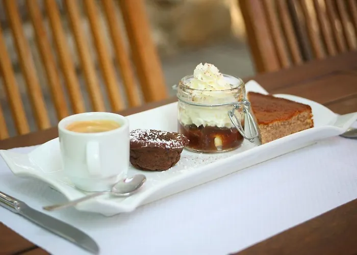 伯尼费图树林酒店 酒店 2*