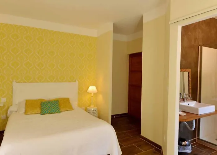 Hotel De La Foret Bonifatu